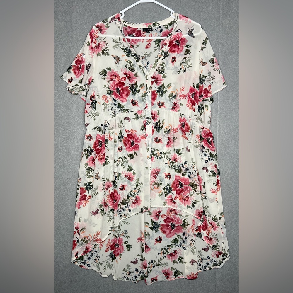 Torrid Tunic Sheer Chiffon Women's Blouse With Roll Tab Sleeves Size 2